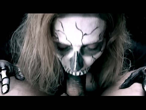 ❤️ Zazavavy demonia minono akoho amin'ny vavany mainty sy mitelina kibo. ️❌ Vokatra vetaveta vk amin'ny mg.teatroporno.ru ❌️
